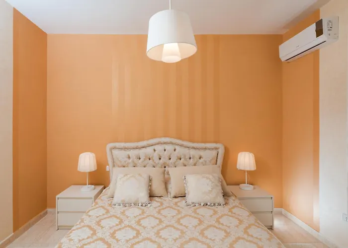Downtown Apartment Tirana